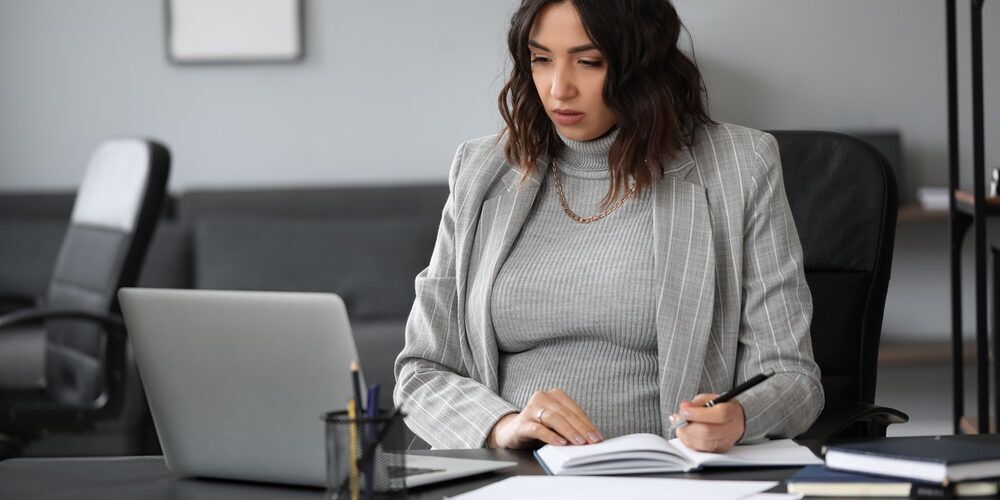 What to Do if You’re Laid Off While Pregnant Legal